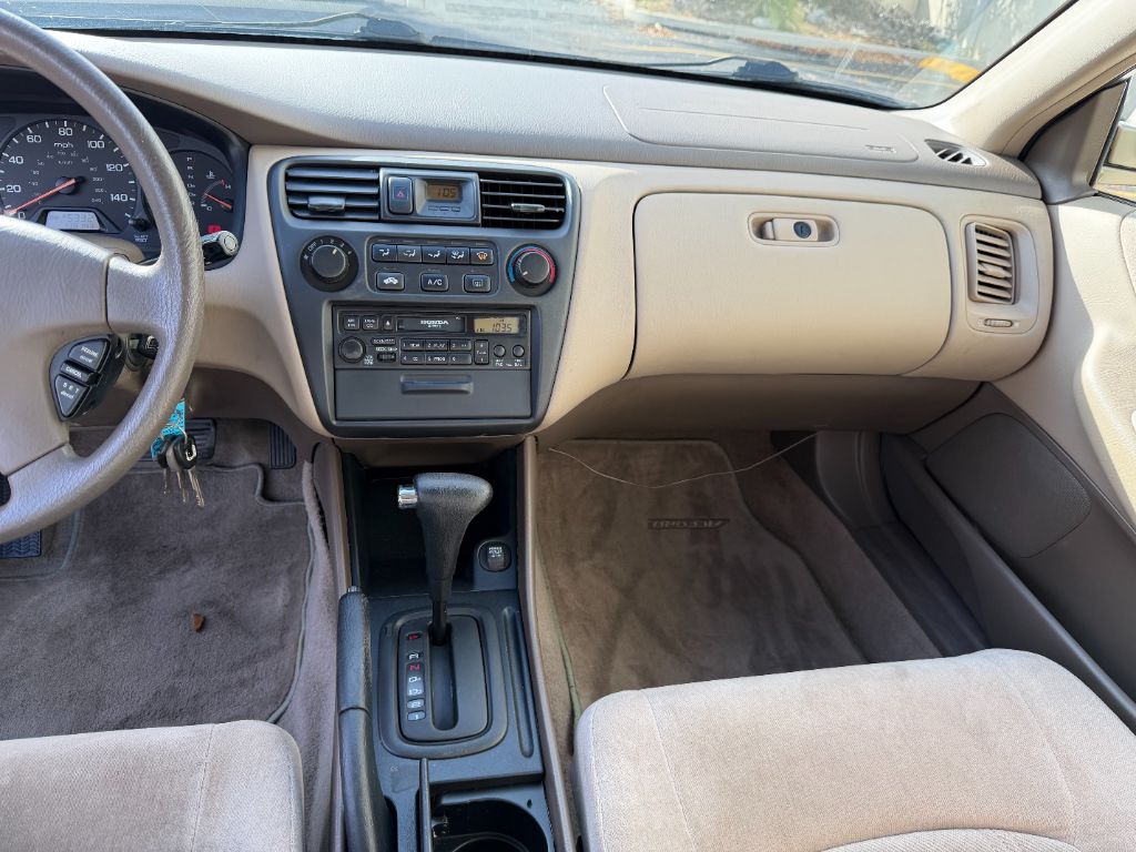 2000 Honda Accord LX - Photo 11