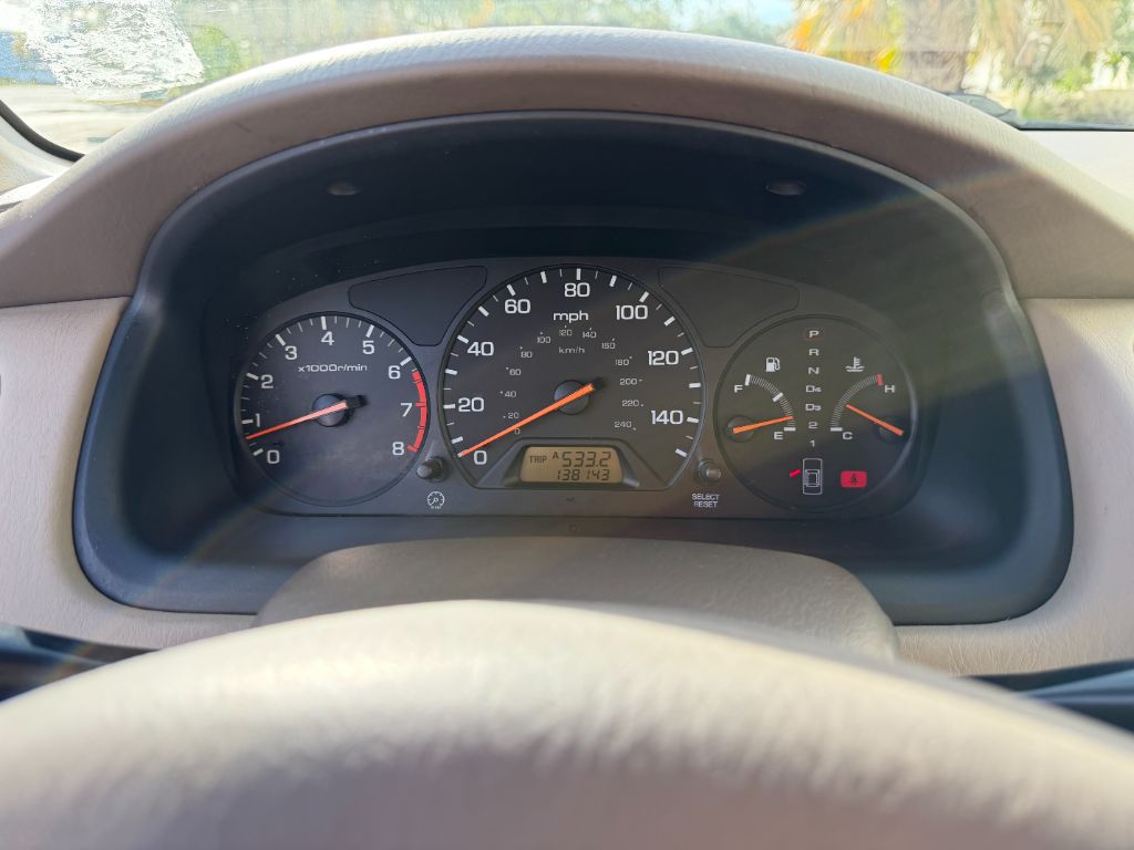 2000 Honda Accord LX - Photo 10